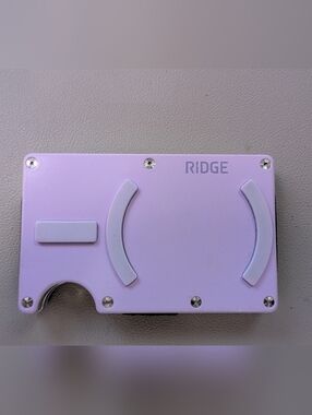 Ridge Magnetic Wallet - Matte Lavender - MagSafe Compatible - Aluminum